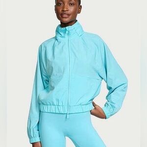 NWT VSX Victoria’s Secret Sport Blue Hooded Windbreaker XS Lightweight Zip
